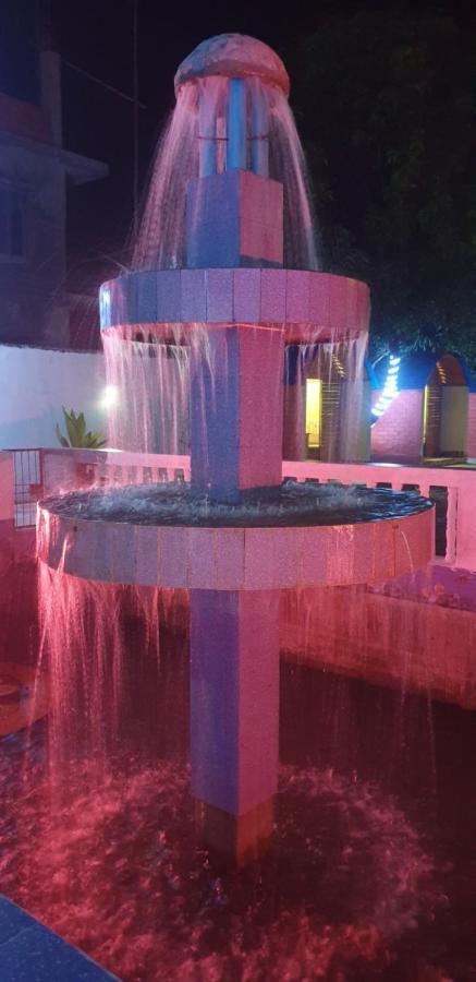 London House Resort Biratnagar Exteriör bild